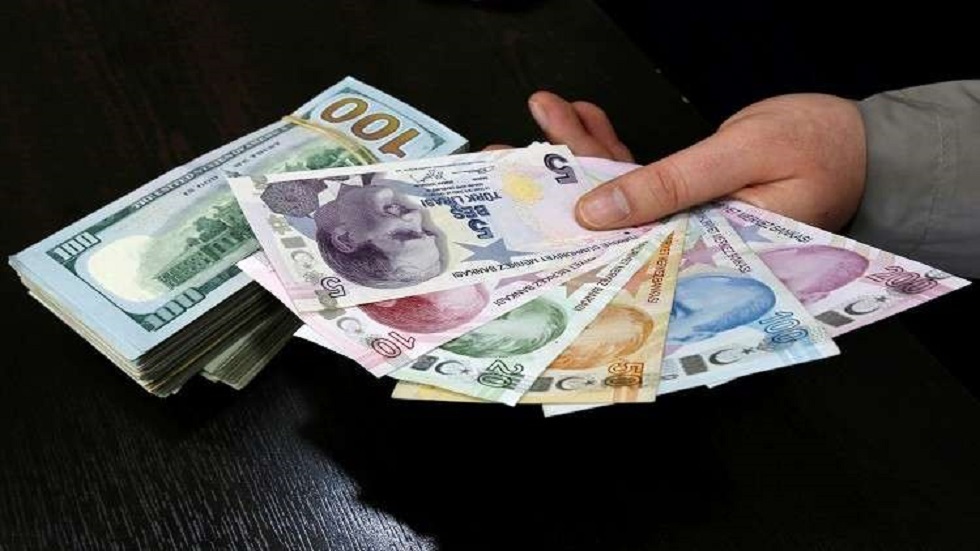 الليرة التركية ترتفع عقب تقرير عن مساعي تمويل أجنبي
