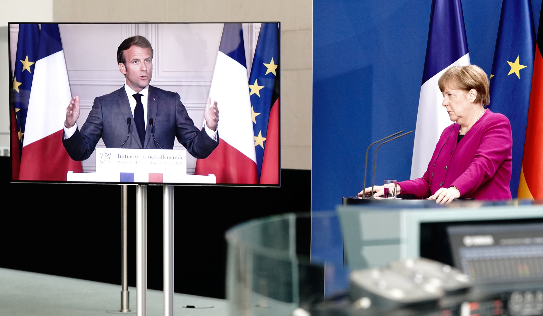 فرنسا وألمانيا تقترحان خطة نهوض للاقتصاد الأوروبي بقيمة 500 مليار يورو
