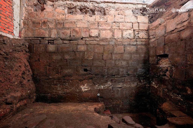 العثور على قصر تاريخي مفقود منذ زمن طويل تحت مبنى شهير في المكسيك