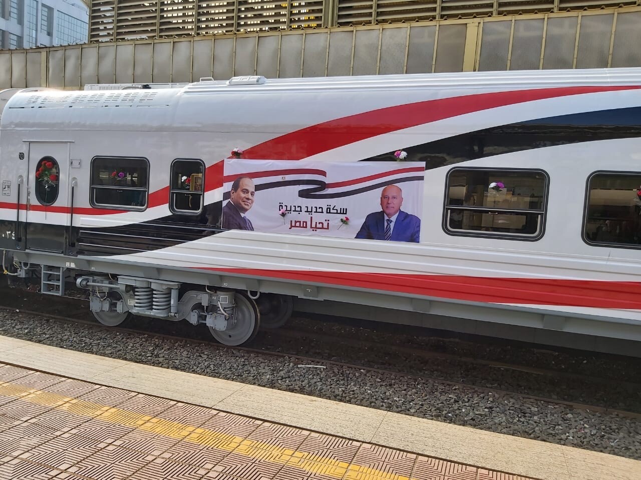 مصر.. الاستعداد لتشغيل عربات السكك الحديد الروسية الجديدة (صور)